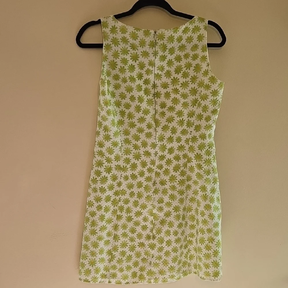 Chic Green Floral Mini Dress True 70's Daisy Pattern - Picture 6 of 7